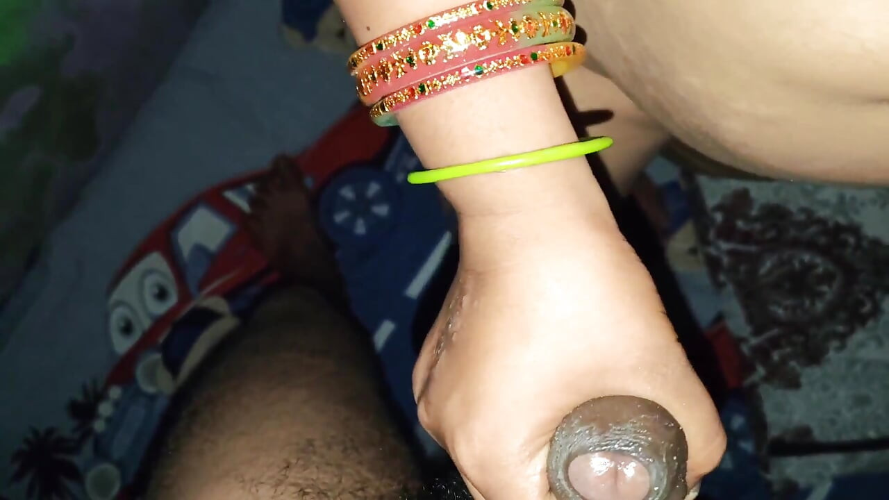 deshi bhaabhi ka sabse pahla boyaphrend