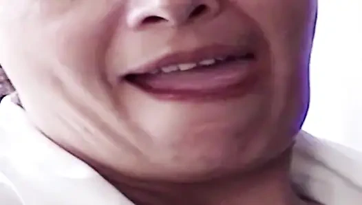 After work, my boss invites me to his house, and I cuckold my husband for the first time.