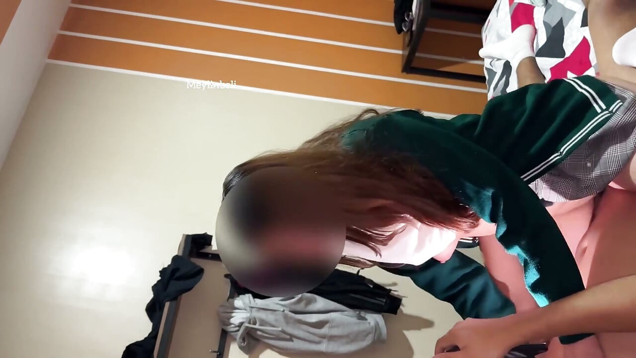 대학 후 존나게 존나게 섹스하는 교사와 함께하는 페루 치볼라