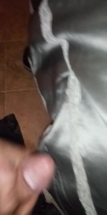 Unloading some cum