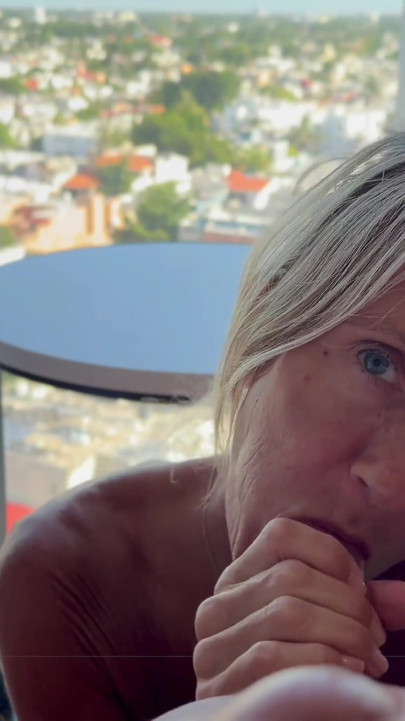 Cum in my mouth in Mexico. | Clip 1