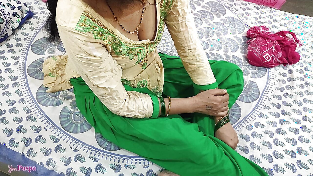 Maid was cleaning her boss room just then Tear her salwar on Bed for Pussy appeared through salwar Boss Fucked Hard