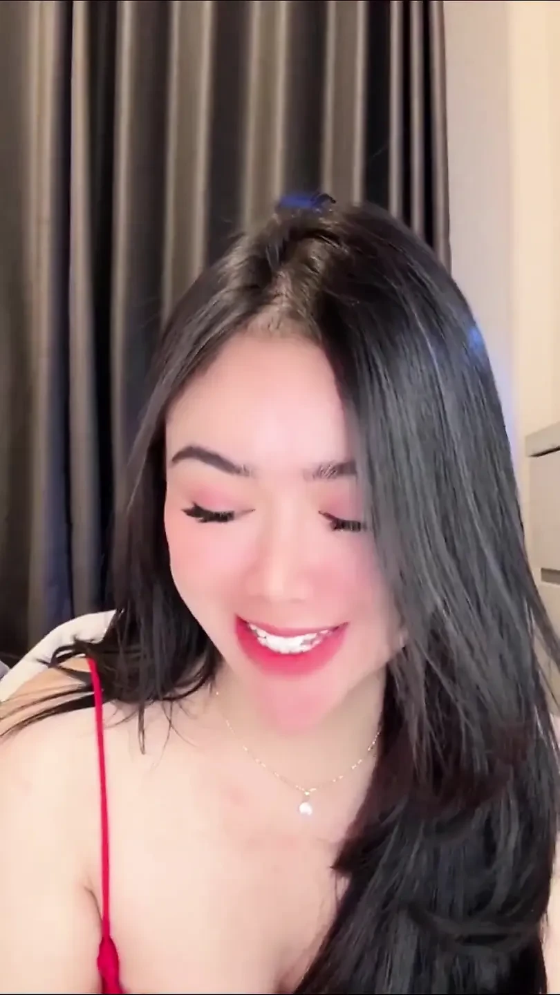 Live Indonesian Girls Who Make You Flirt