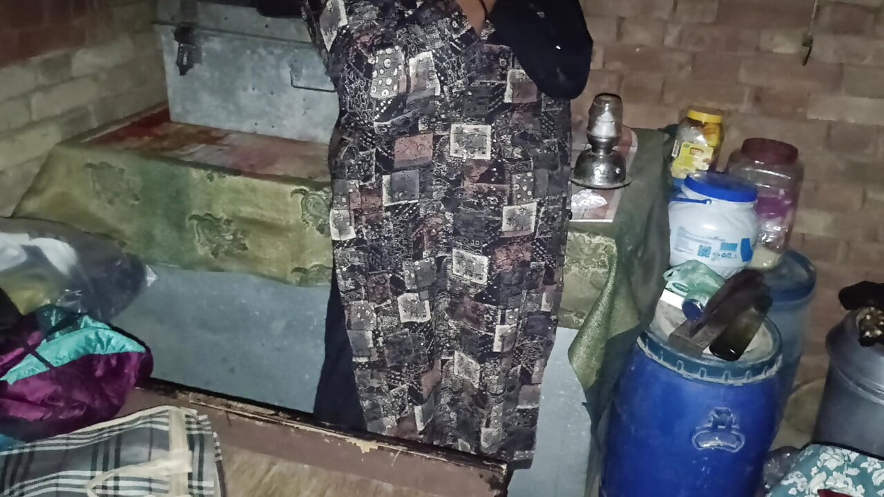 Najma bhabhi ki dekh toh main mad ho gaya bhabhi ji kya hai