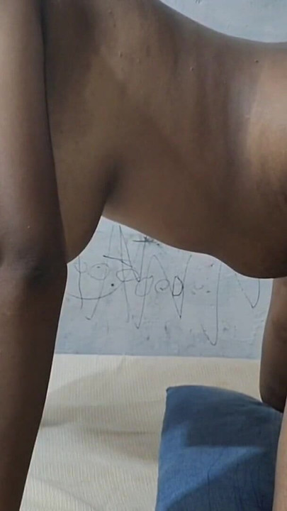 Telugu housewife in boyfriend massage and sucking and hard fucking | Clip 2