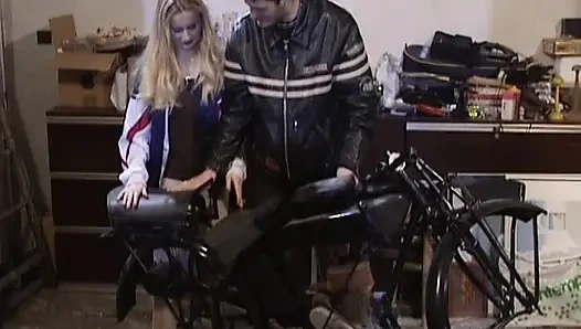 Top-class German sluts sharing sperm after intense orgy fuck