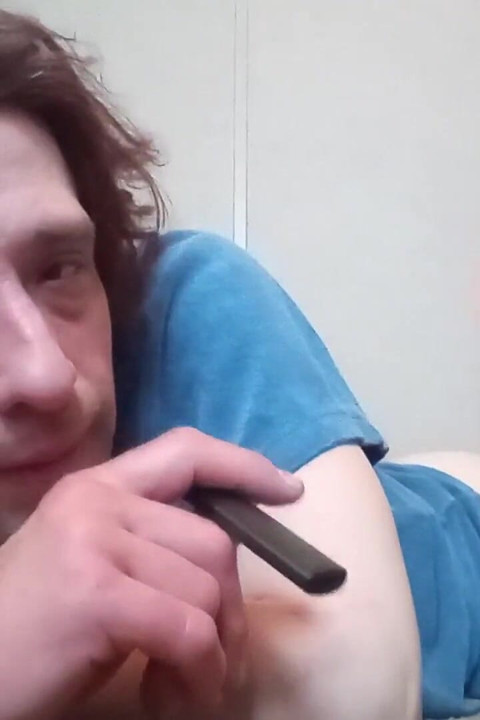 Vapen fetisj fanclub video van de maand