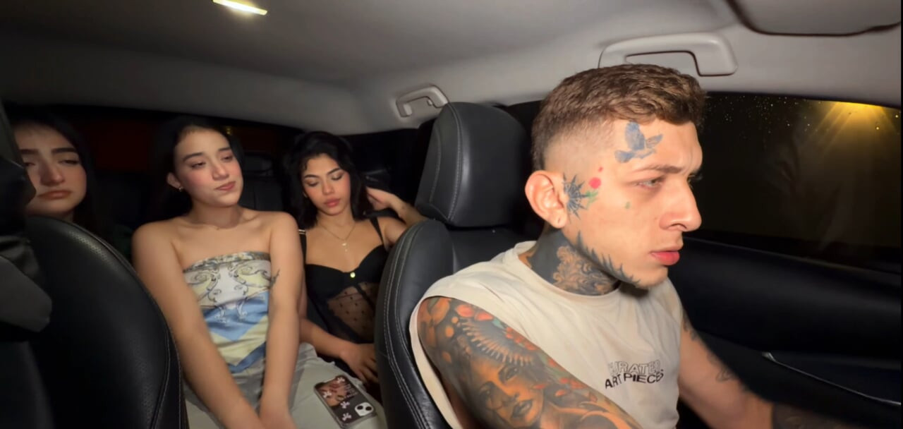 拉丁三人行在乘车后操已婚出租车司机！