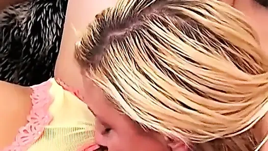 Hunni dan cali dientot habis-habisan sampai orgasme