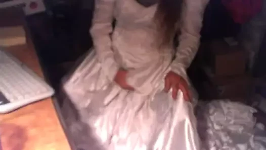 Precious Digits porn video – Precious gown