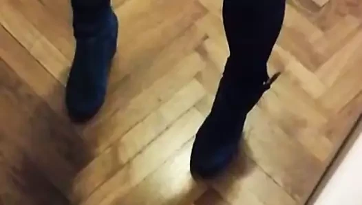 Nylons and heels male me wanna cum