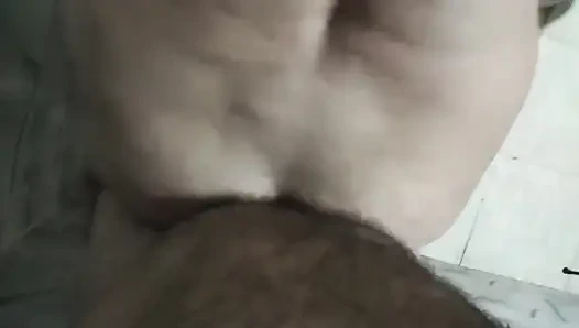 Büyük zenci komşumuz Alina ile derin anal seks