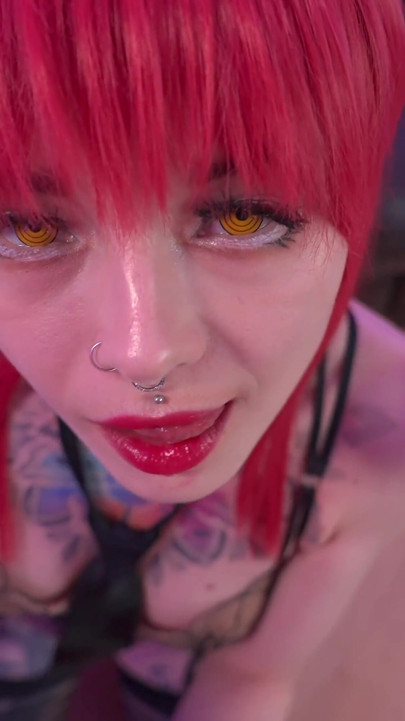 Hot sexy Makima from Chainsaw Man cums from a big dick and vibrator. Karneli Bandi