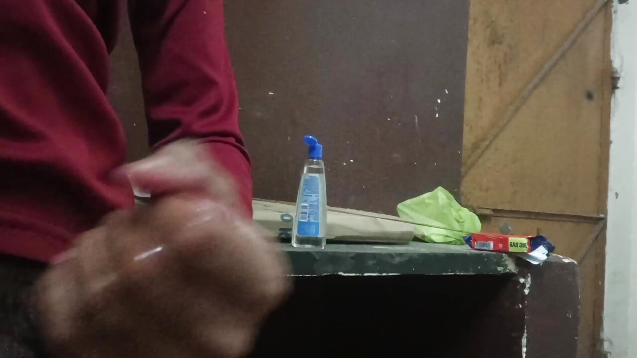 FreeUse Household - Čovjek u kući ima neograničen pristup bilo kojoj obitelji