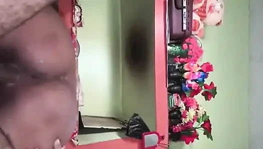 Секс в позе индийской сводной сестры и коровы