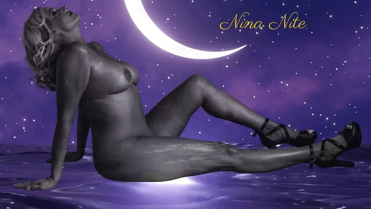 Nina thích đút đôi bbc