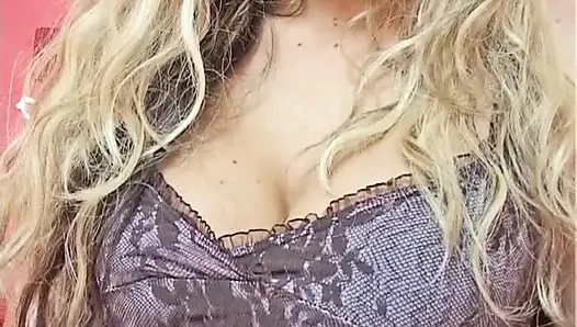 Fanny's strip-interview