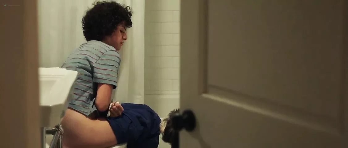 Alia Shawkat,Laia Costa – Duck Butter (2018)