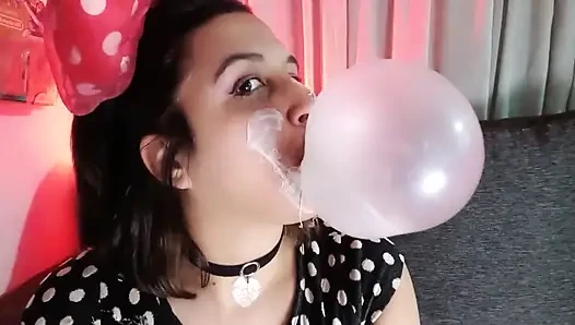 Membuat bubblegum berantakan - pakaian minnie - bunny looner