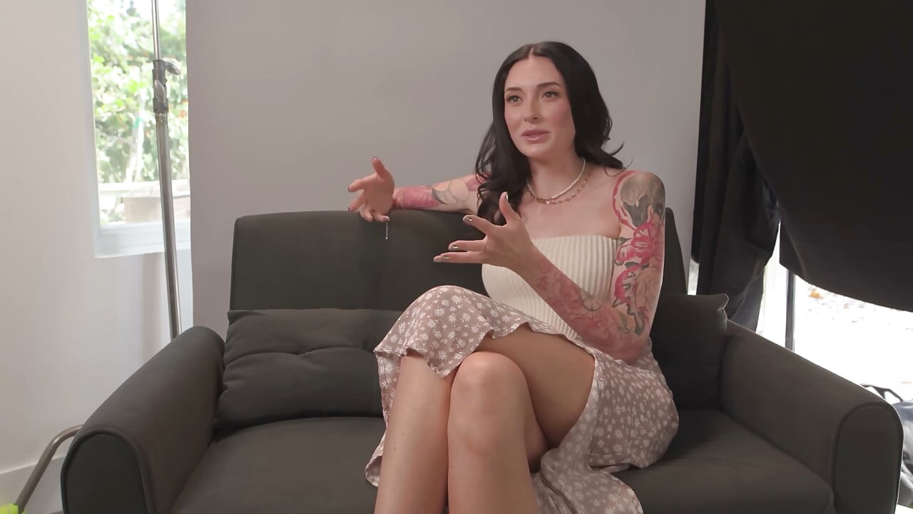 Charlotte Sins: Eerste G*ngb*ng | Achter de Schermen Documentaire | Deel 2 | Volwassen tijd