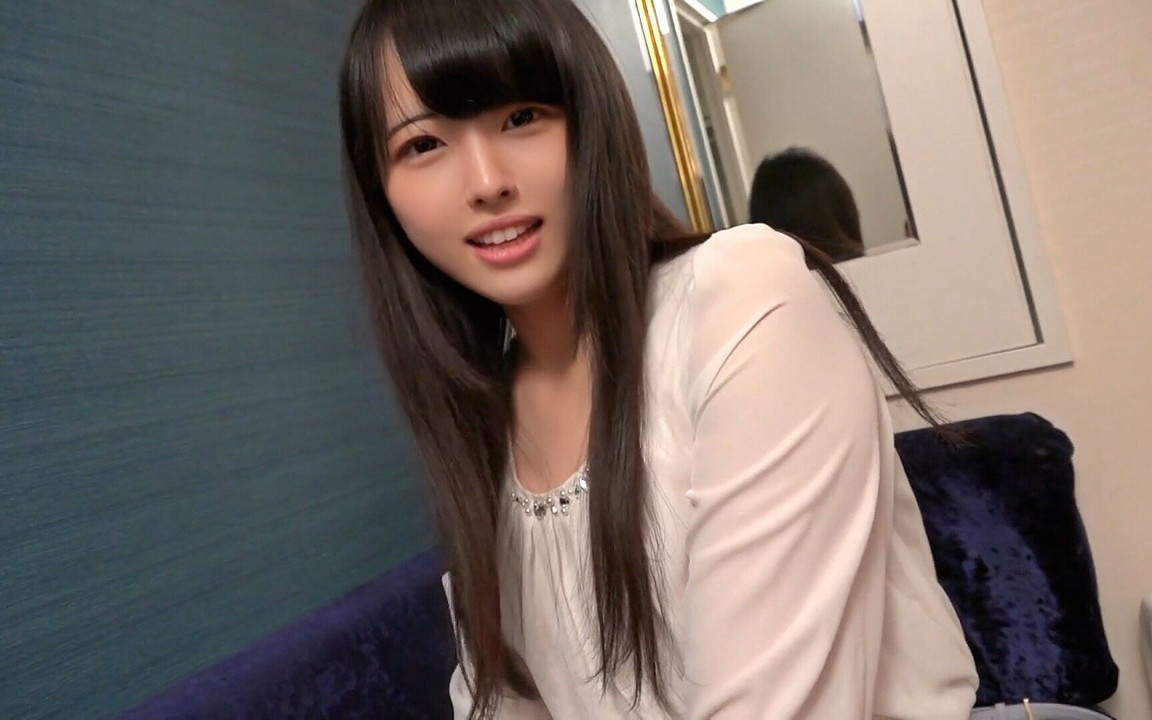 A 24-year-old Hotel Worker with Black Hair and Black Hair Relentlessly Teasing Nipples