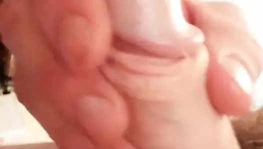 okşayarak benim horoz