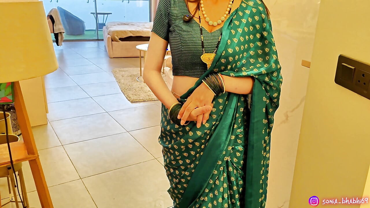 Insta Reel Influencer Bhabhi Fucked by Her Own Building Plumber Very Hard. in Hindi