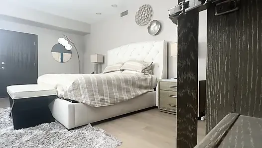 Kamera arkası Allison deliğini genişletiyor