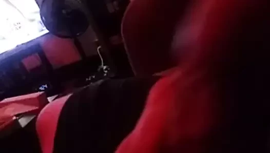 Tek yapmak istediğim bu gece kendimi becermek