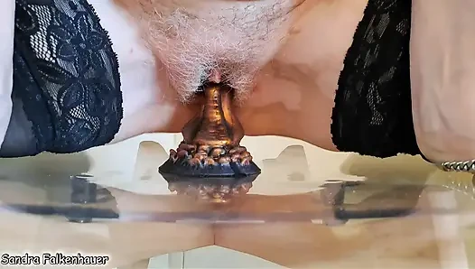 Another Fly whit the Dragon