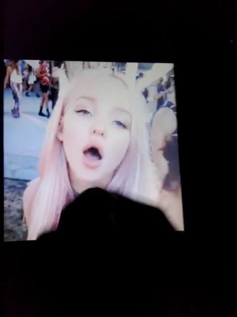 Dove Cameron