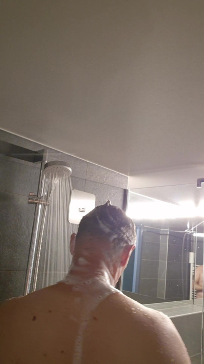 take a morning shower