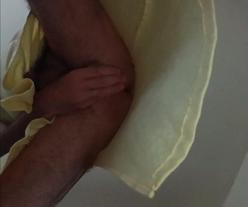 Slut dildos her ass