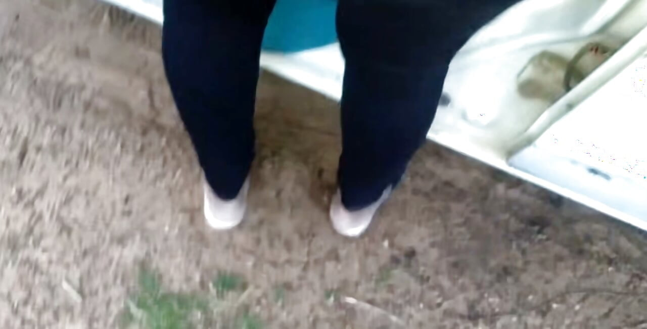 Indian desi aunty show big asses then our husband went to come sex in restroom