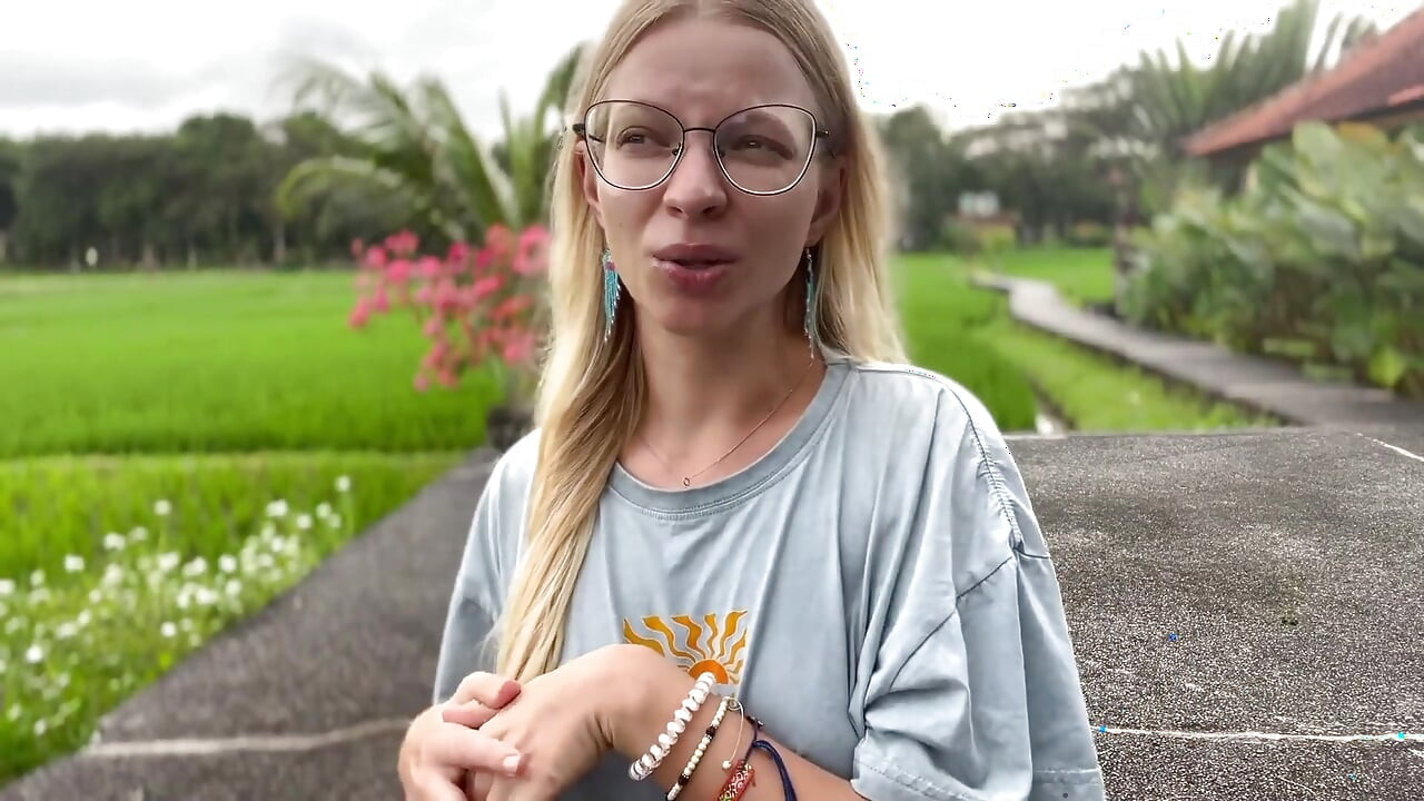 Wie eine ai-freundin dir helfen kann (oder dich brechen)