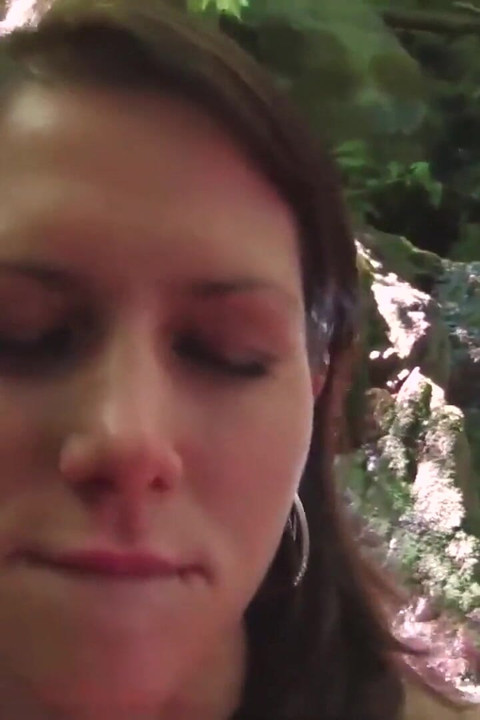 Fofa espanhola gata dp ao ar livre