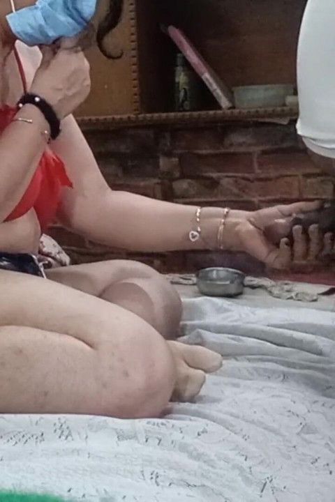 I Was Changing My Dress, and My Brother-in-law Was Secretly Looking at Me. I Caught Him Watching Indian Blowjob Queen