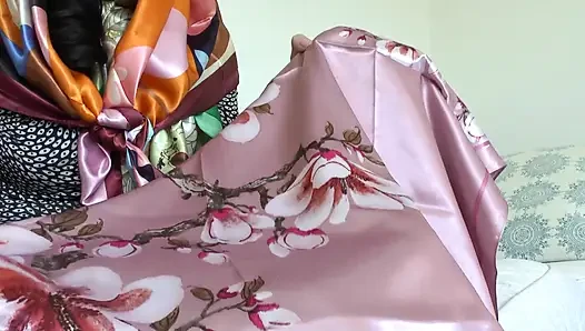 Meine glänzenden Satin scarves werden Dich andrehen! Lady Victoria Valente