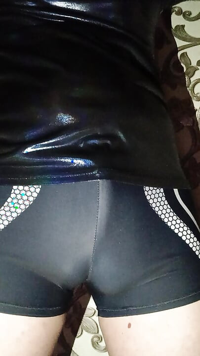 Ballbusting With Cola Bottle
