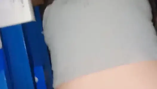 Любительское видео на складе: минет и секс стоя