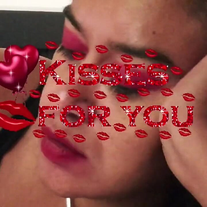 Xhamsterlive: Kisses for You From Barbiie