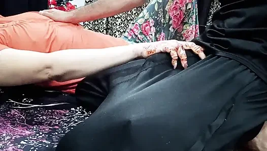 Pencaplı abla göt sikiyor büyük yarak punjabi vioce seks büyük göt