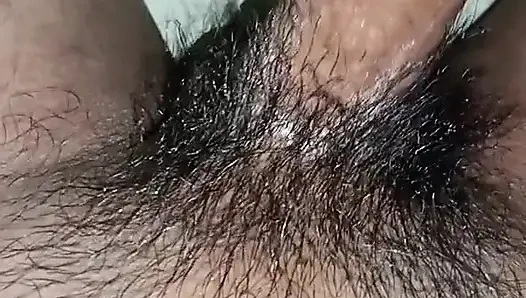 Sangek Adamı Yalnız Dick Oynuyor