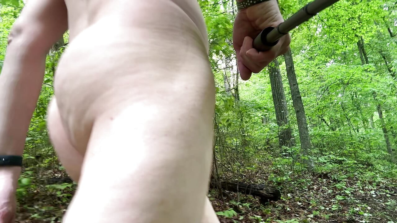 bubble butt femboy nude in public