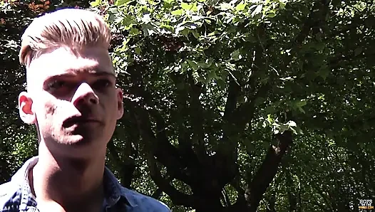 Twink Arse için seyir
