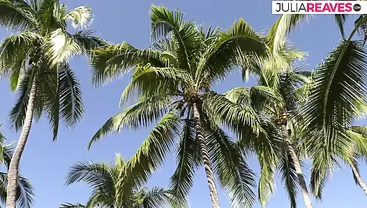 Pelacur mengerang saat dia disetubuhi oleh kontol besar setelah blowjob