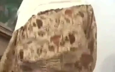 Возбужденная арабская девушка