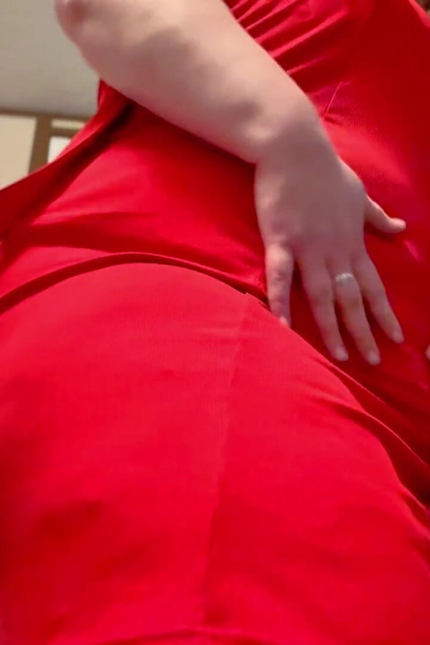 Pungent Smelling Farts in a Blue Thong: POV: BBW PAWG Bootyful Bella Blast