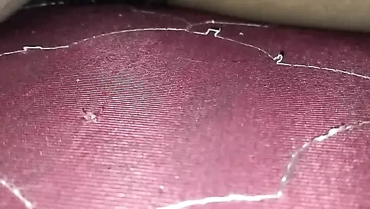 Chettan asal kerala mallu lagi asik masturbasi dan jilat memek cewek kulit hitam madu chechi di ranjang