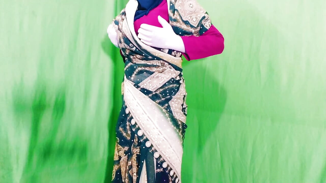 穿着Burqa的漂亮巴基斯坦女人